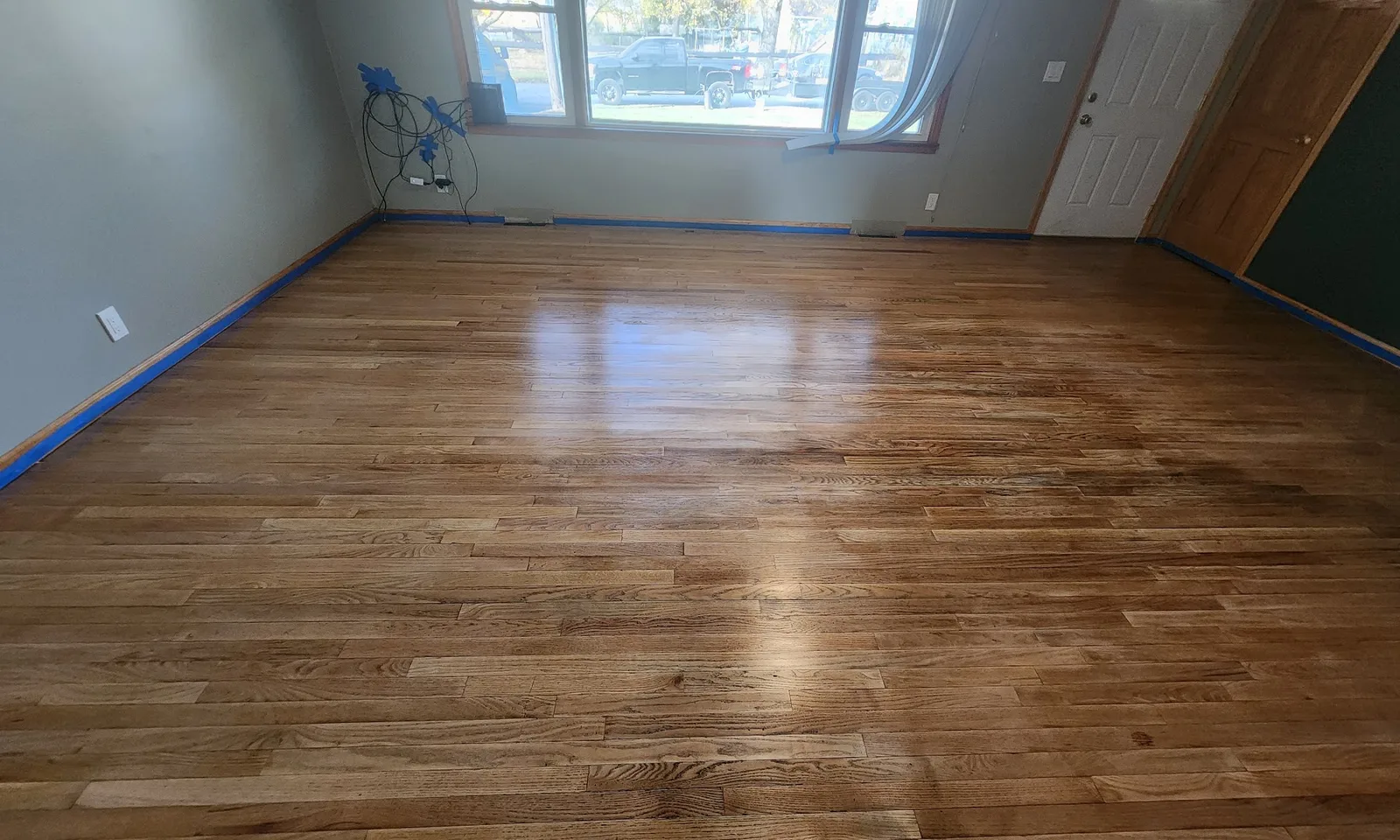 Flooring Installation & Refinishing